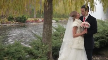 Gelin ve damat yürüyüş