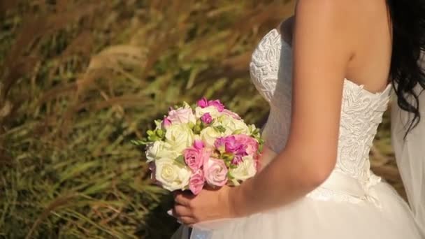 Bride Holding a Wedding Bouquet — Stock Video