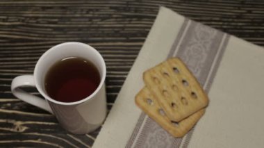Bir fincan çay ve pasta