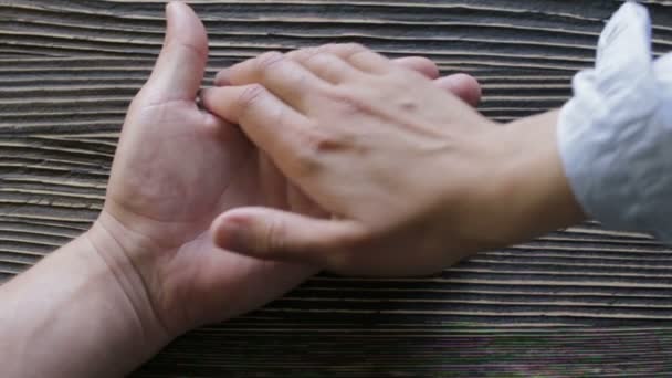 Családi csukott kezem — Stock videók
