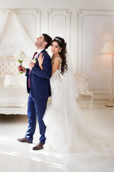 Italian wedding couple — Stock Photo, Image