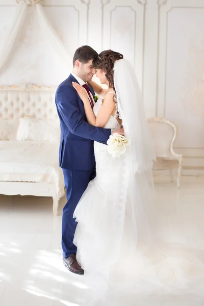 Italienisches Hochzeitspaar — Stockfoto