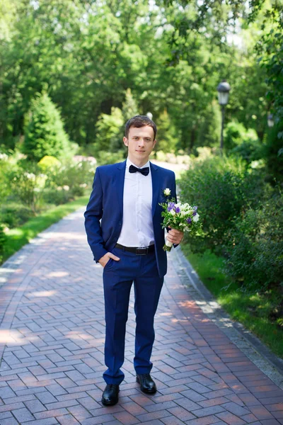 Portrait of a bridegroom close-up — Stock Photo, Image