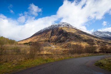 Glencoe, İskoçya, üç kız kardeş