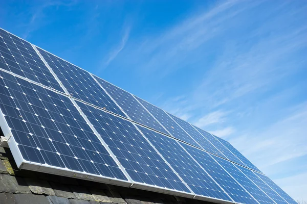 Solar cell panel on house's roof, green energy — Stock Photo, Image