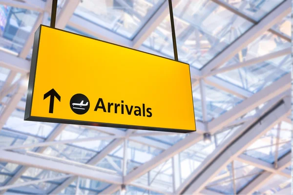 Flight, arrival and departure  board at the airport, — Stock Photo, Image