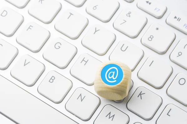 Sosyal medya simge bilgisayar klavye — Stok fotoğraf