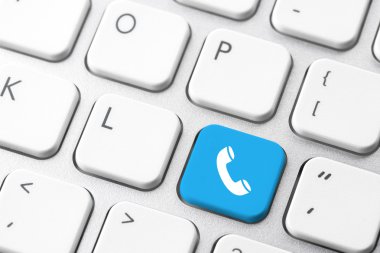 E-posta, telefon ve bilgisayar klavye simgesine iletişim