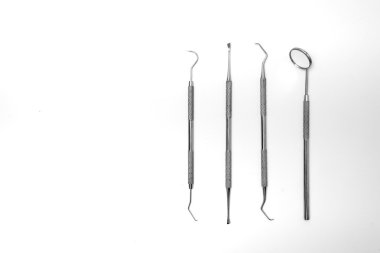 diş fırçası ve diş macunu üstten görüntülemek