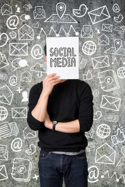 Jonge Zakenman Huidige Sociale Media Communicatieconcept — Stockfoto