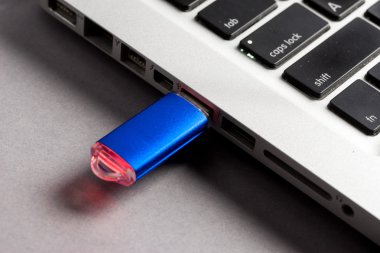 USB birden parlamak götürmek üstünde bilgisayar dizüstü klavye