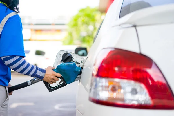 Refill fuel to a car at gas station — Stock Photo, Image