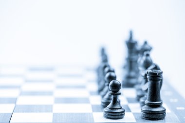 Satranç figürü, iş konsepti stratejisi, liderlik, takım ve başarı