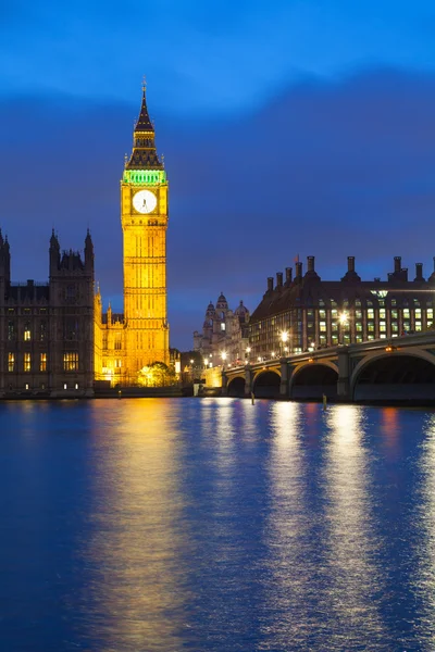 Palác Westminster Big Ben v noci, Londýn, Anglie, Velká Británie — Stock fotografie