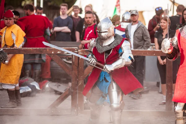 ESTONIA, TALLINN - 04 JUNE, 2016: "Old Tallinn Cup" International historical sword fighting tournament — Stock Photo, Image