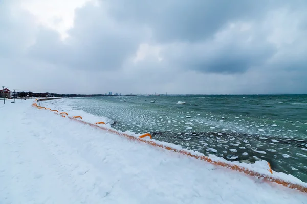 Зимовий пейзаж море — стокове фото
