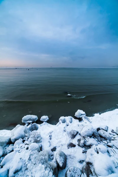 Зимнее Балтийское море — стоковое фото