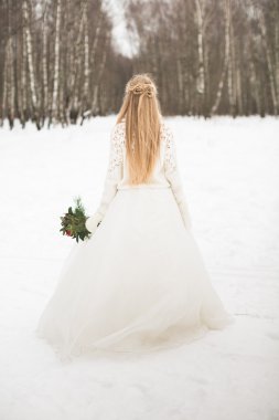 Gelin kış gelinlik