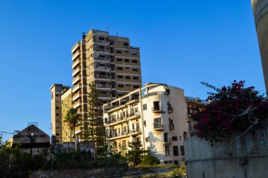 Terk edilmiş otel ve evler Varosha, Famagusta, Kıbrıs