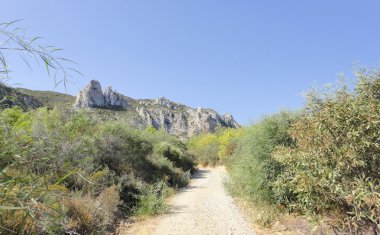 Girne dağlarında yol