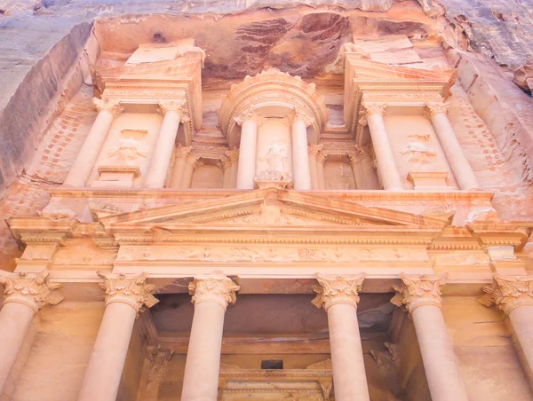 Petra - El tesoro —  Fotos de Stock