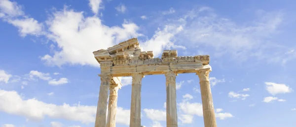 Türkiye'de yan Apollo Tapınağı — Stok fotoğraf