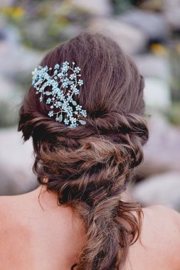 Şık saç dekorasyon, el yapımı esmer