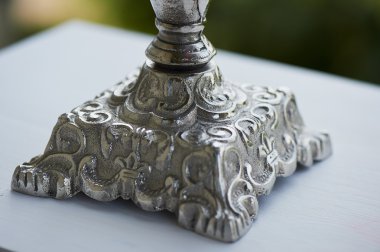 temel kalite gümüş metal şamdan.