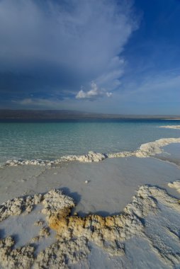 Cibuti, Afrika Assal Gölü doğal tuzlu nehirler