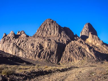 Büyük jeolojik kaya Hoggar çölünde, Cezayir