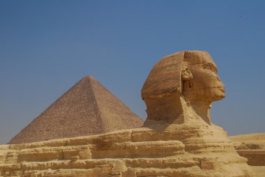 Sfenks ve piramit Cairo, Egypt