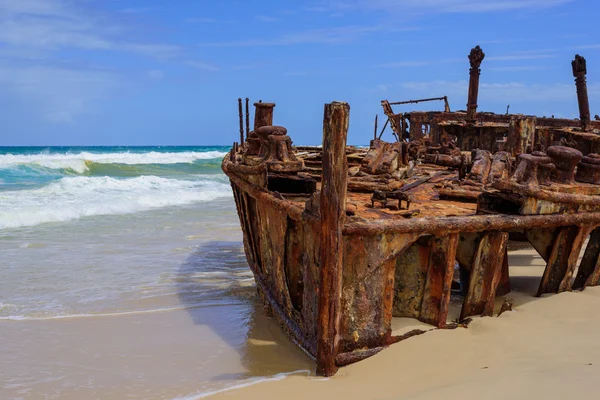 Naufragio en la playa — Foto de Stock