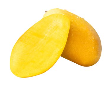 Tek olgun sarı mango meyvesi ve yığınla su damlacıkları beyaz arka planda kırpma yolu ile izole edilir..