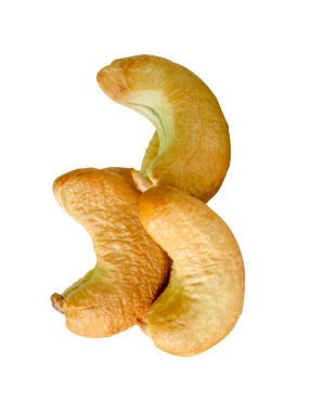 Kavrulmuş kabuklu ceviz yığını png dosya biçiminde kırpma yolu ile izole edilir.