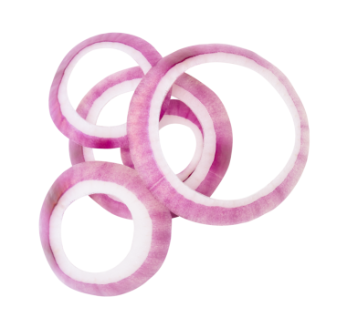 Taze kırmızı ya da mor İspanyol soğan halkalarının ya da yığın içindeki dilimlerin üst görünümü png dosya biçiminde kırpma yolu ile izole edilir.