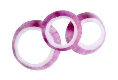 Taze kırmızı ya da mor İspanyol soğan halkalarının ya da yığın içindeki dilimlerin üst görünümü png dosya biçiminde kırpma yolu ile izole edilir.