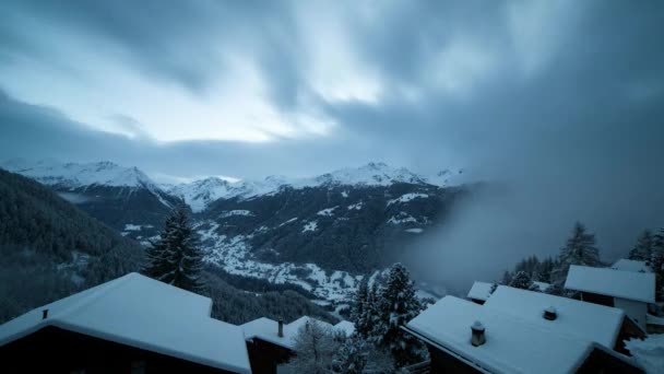 Schweiziska Alperna dag till natt tid förfaller — Stockvideo