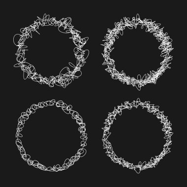 Karatahta efektli tuhaf yuvarlak karalama çemberleri