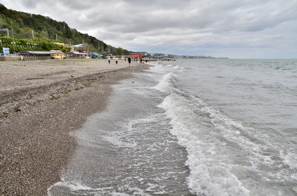 Vista de la playa en Sochi, Rusia — Foto de Stock