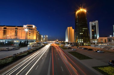 Sokak Orynbor gece görünümü