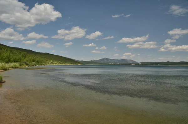 Lake Sjtsjoetsje, staat Nationaal natuurpark "Burabai", Kazakhsta — Stockfoto