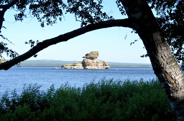 狮身人面像岩石和湖 borovoe, 国家自然公园 "burab — 图库照片
