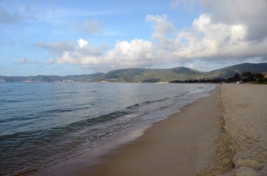 Hainan Adası'nda sörf