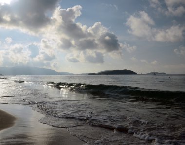 Hainan Adası'nda sörf