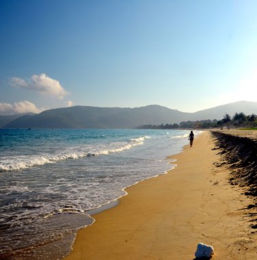 Güney Çin Deniz Sahili, Hainan; Sanya, Yalong Körfezi, Mayıs 2011