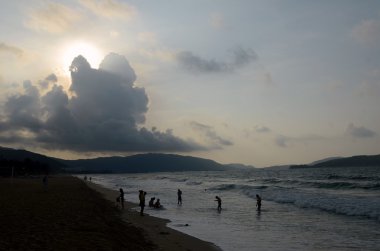 Hainan Adası'nda sörf