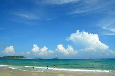 Hainan Adası Çin, Hainan kumsalda; Sanya Yalong Bay, Mayıs 2011