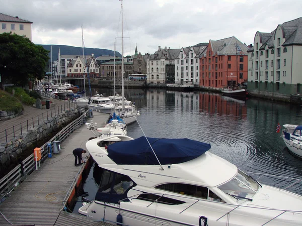 Port w Ålesund Norwegia — Zdjęcie stockowe