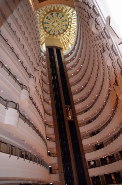 Otel Asansör görünümünü. Abu Dhabi, Birleşik Arap Emirlikleri