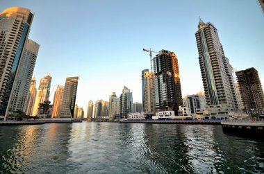 Dubai 'deki gökdelenler, Birleşik Arap Emirlikleri